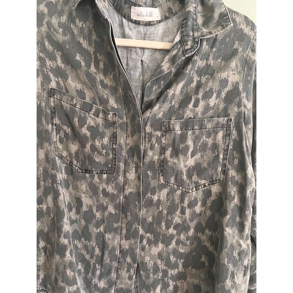 BELLA DAHL Green Leopard Print Split Back Button Down Size Small Tencel - Picture 8 of 9